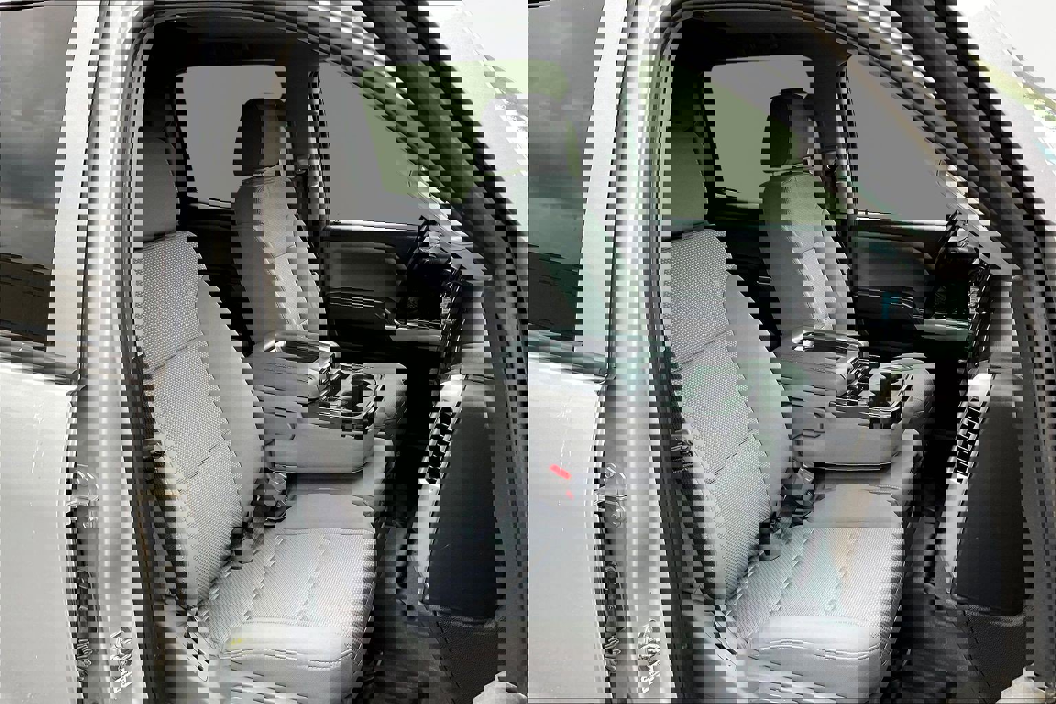 Used 2019 Chevrolet Silverado 2500 LT image 29