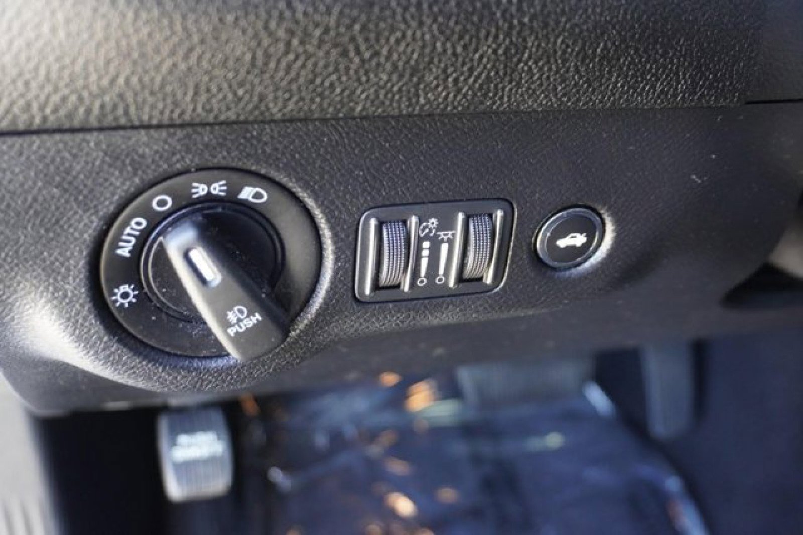 Used 2022 Dodge Challenger R/T image 19