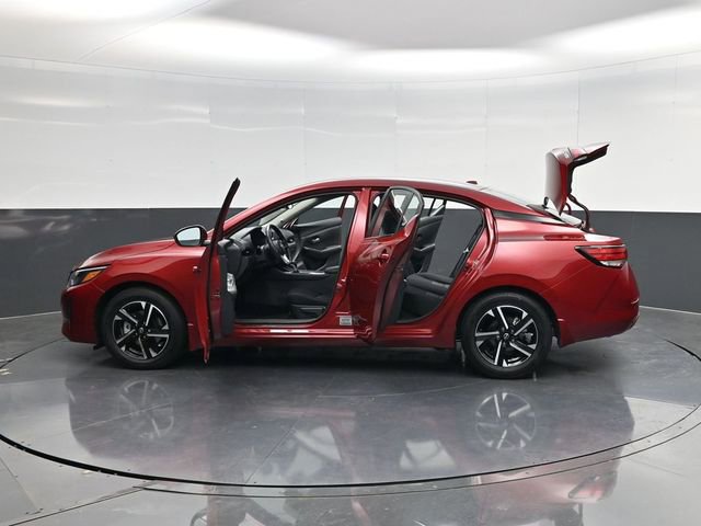 Used 2025 Nissan Sentra SV FWD image 56