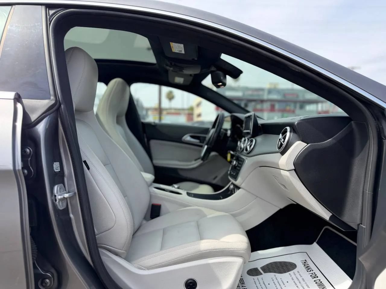 Used 2014 Mercedes-Benz CLA 250 4MATIC image 42