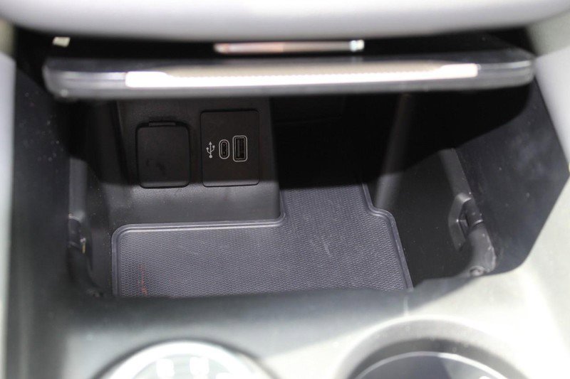 Used 2025 Ford Explorer Active w/ Active Comfort Package image 40