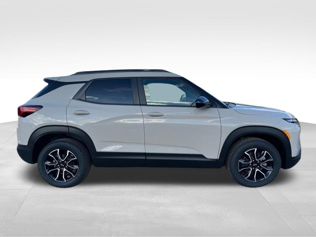 New 2026 Chevrolet TrailBlazer ACTIV w/ Convenience Package AWD/4WD image 4