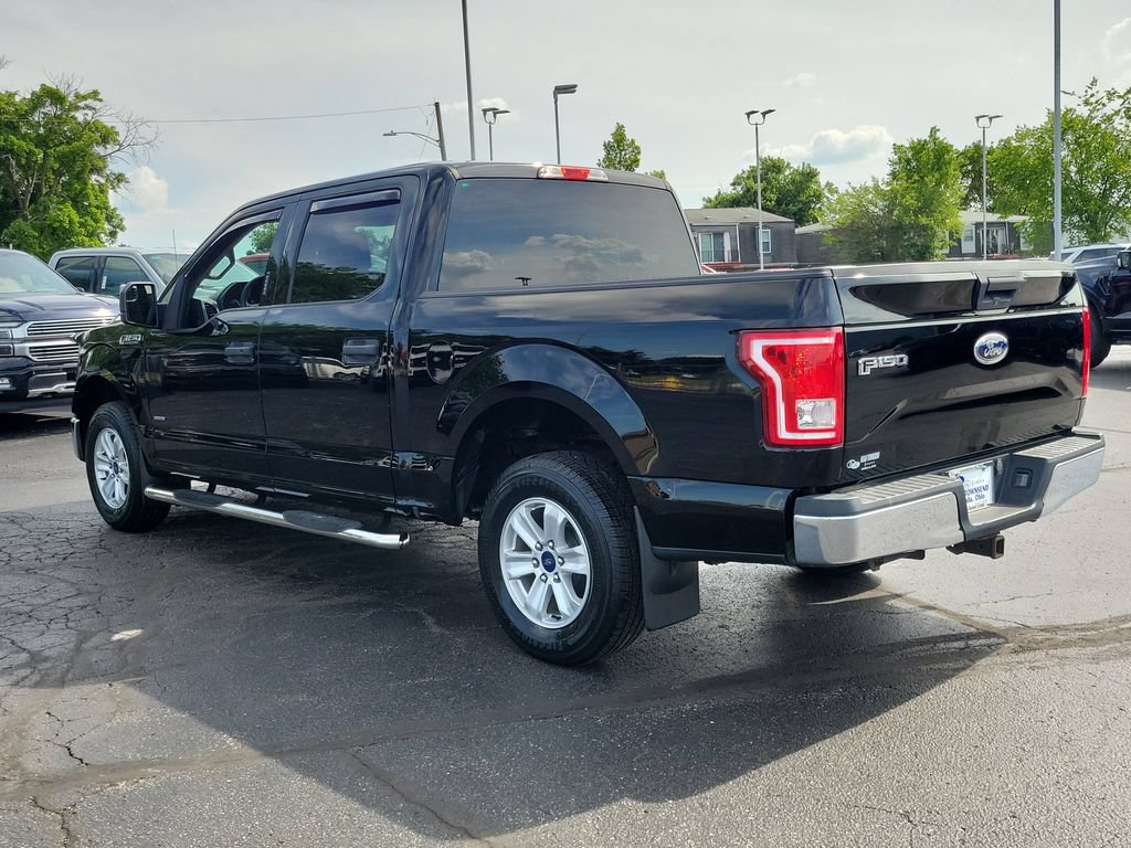 Used 2016 Ford F150 XLT w/ Trailer Tow Package RWD image 6