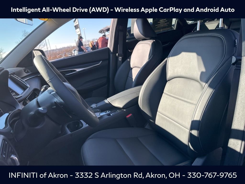 Certified 2025 INFINITI QX50 Pure image 38