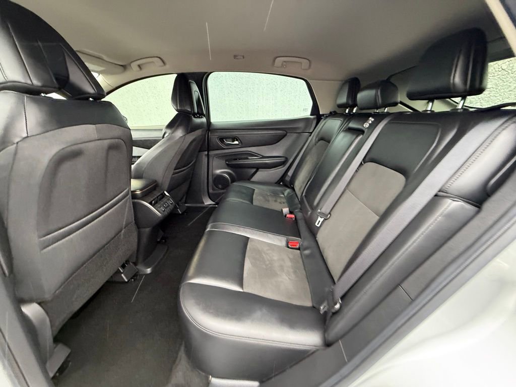 Used 2023 Nissan Ariya FWD image 16