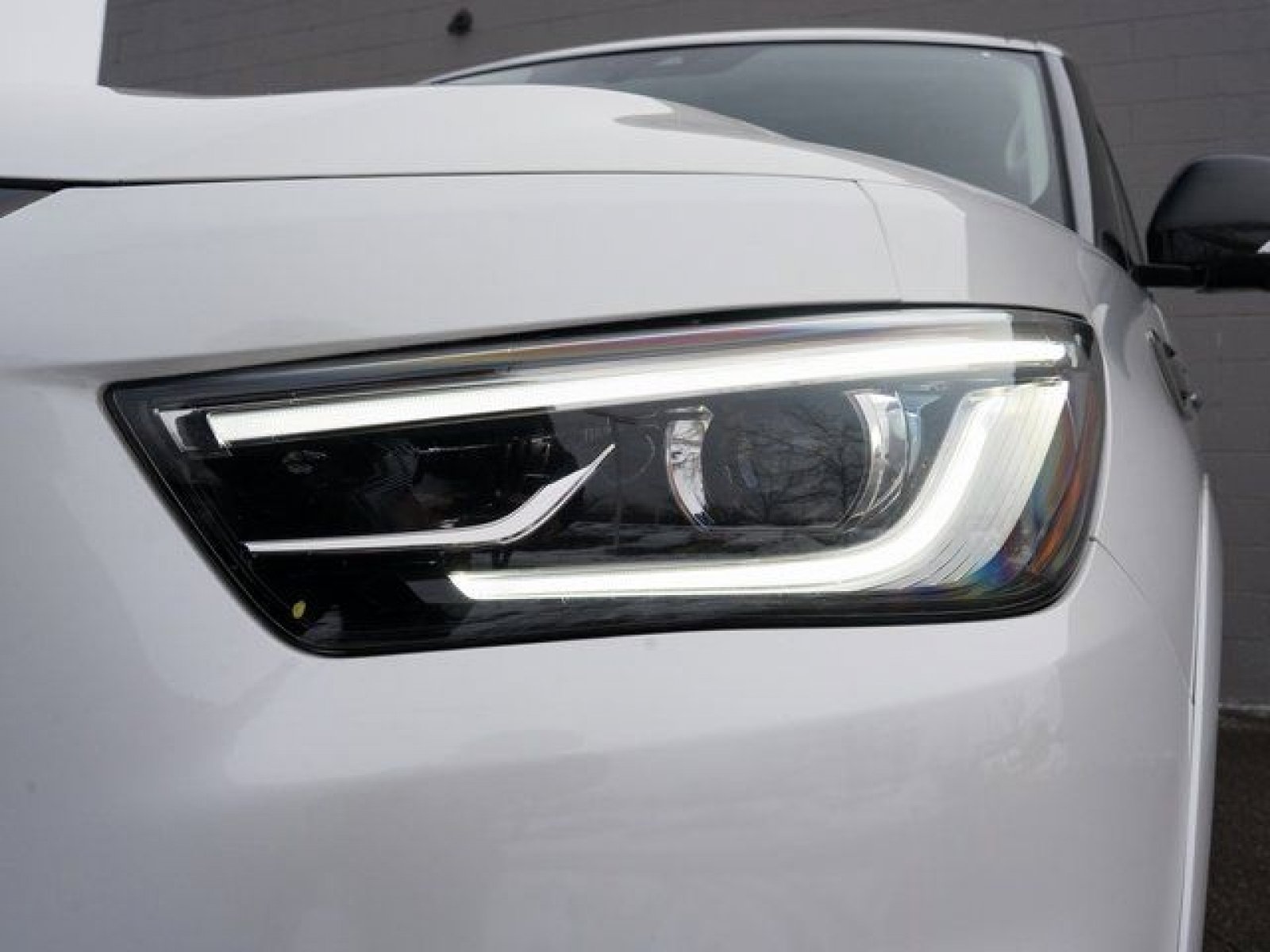 Used 2021 INFINITI QX80 Premium Select w/ All-Season Package image 10