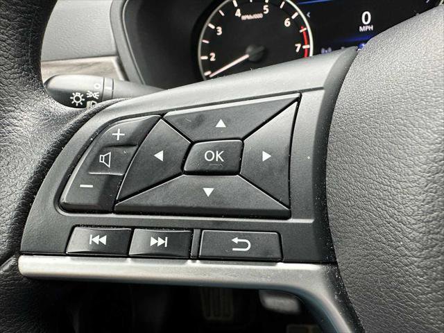 Used 2024 Nissan Altima 2.5 SV image 32