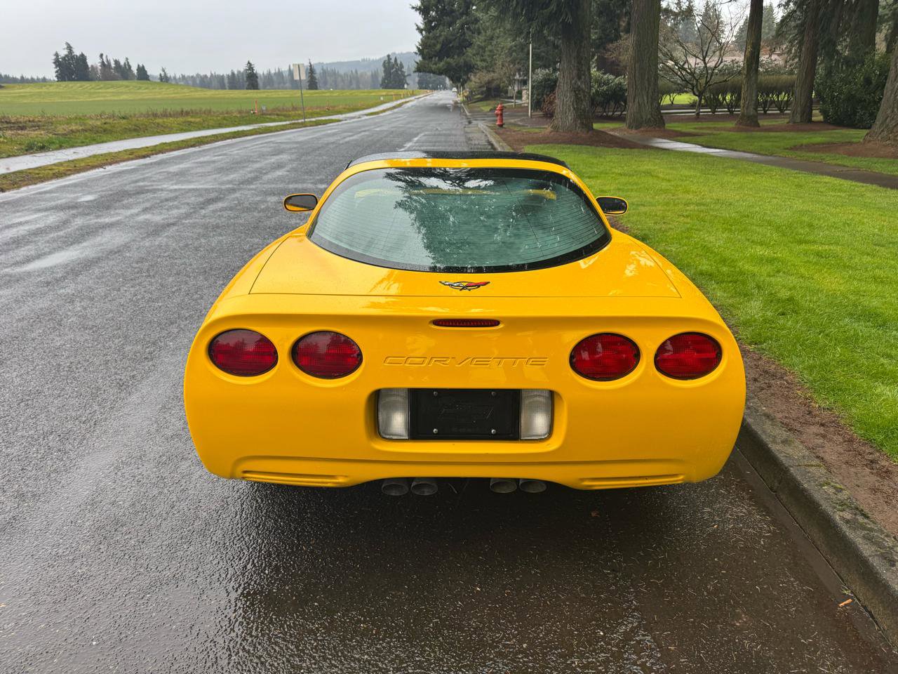 Used 2000 Chevrolet Corvette Coupe w/ Memory Pkg image 4