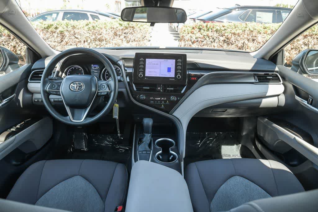 Used 2023 Toyota Camry LE FWD image 14
