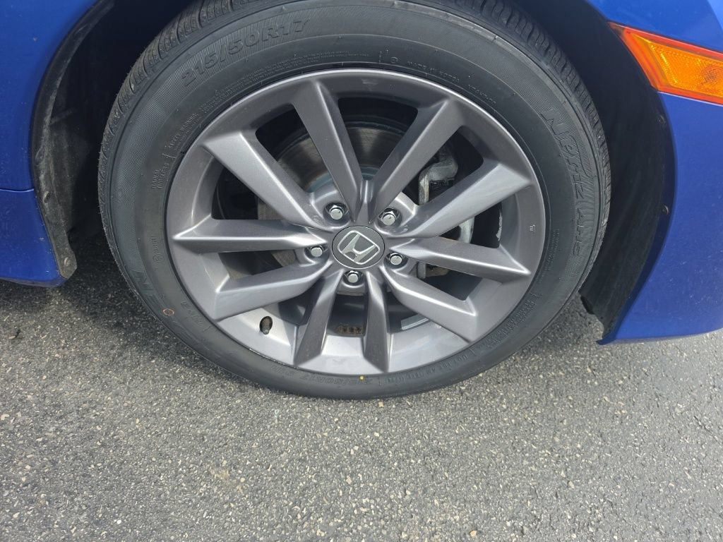 Certified 2019 Honda Civic EX image 9