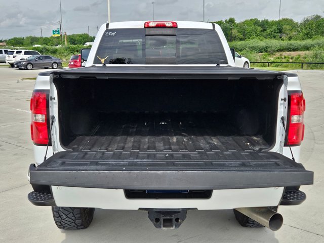 Used 2019 GMC Sierra 2500 Denali w/ Duramax Plus Package AWD/4WD image 7