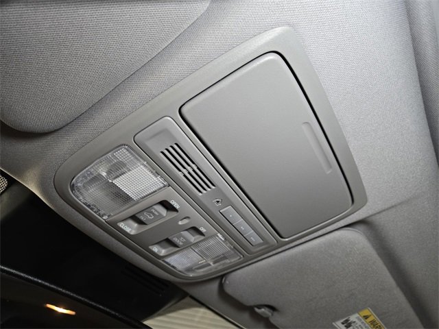 Used 2021 Honda CR-V Touring image 37