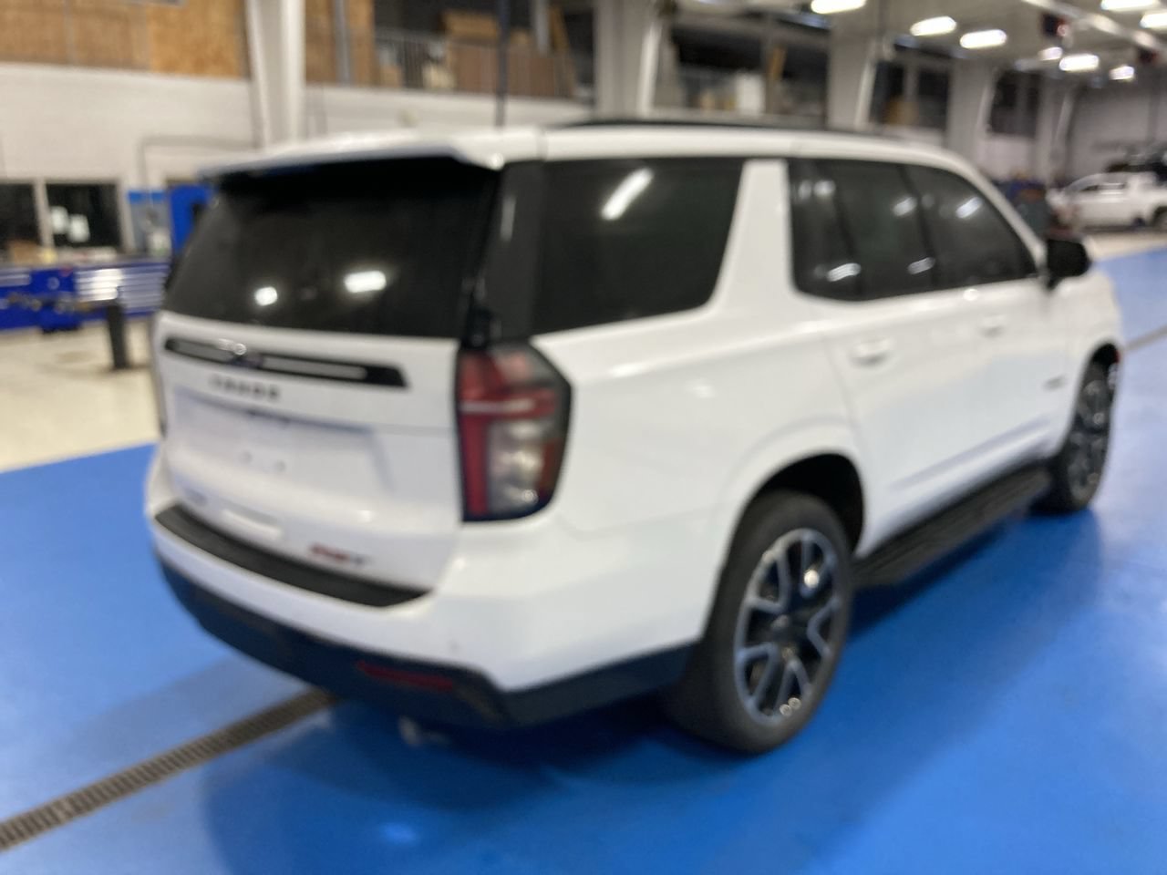 Used 2023 Chevrolet Tahoe RST AWD/4WD image 7