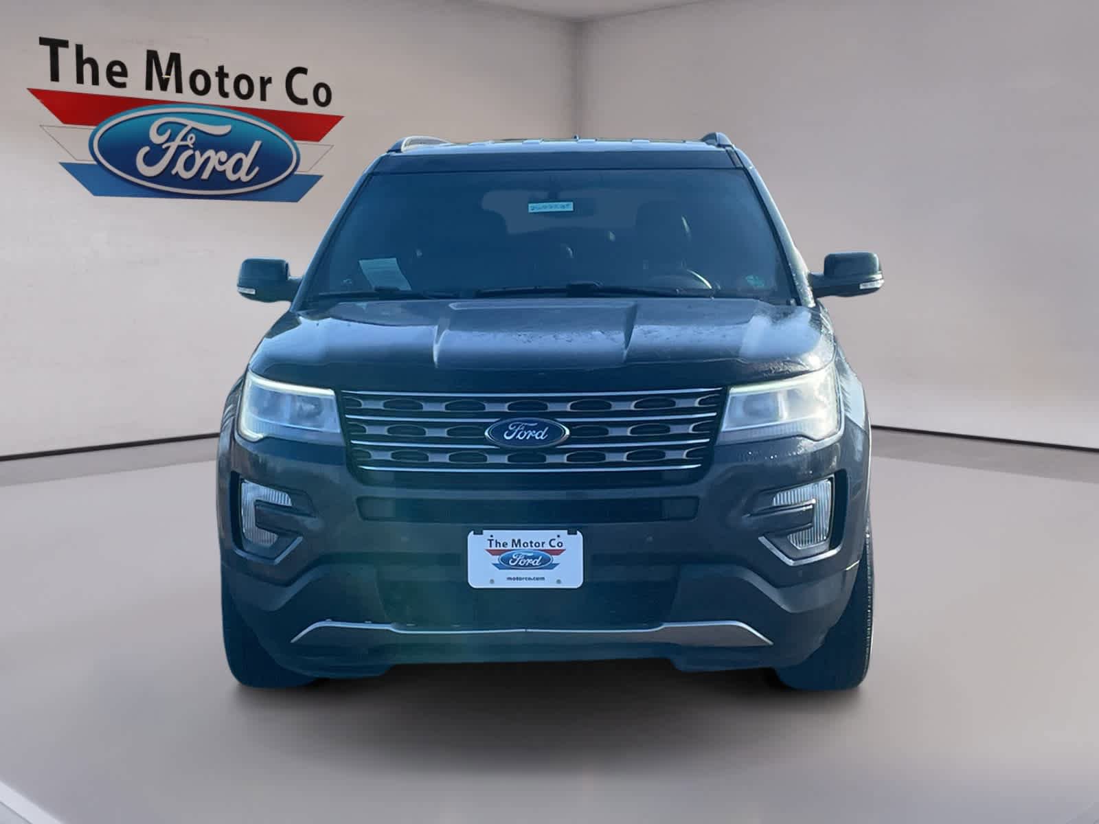 Certified 2017 Ford Explorer XLT w/ Equipment Group 202A image 2