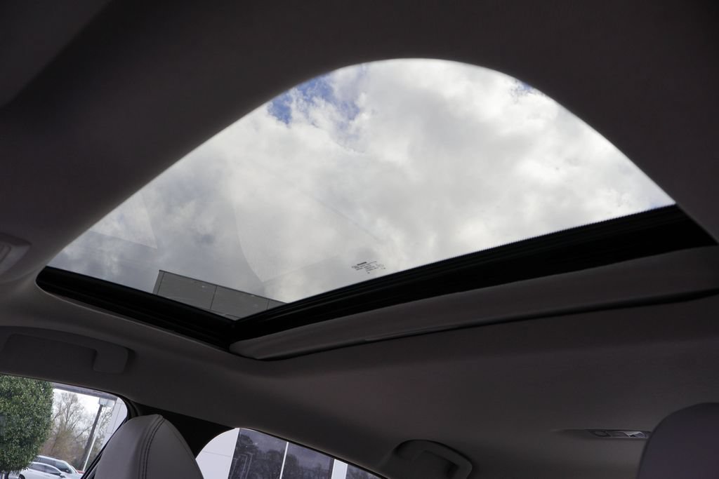 New 2026 Nissan Sentra SL w/ Floor Mat Package FWD image 9