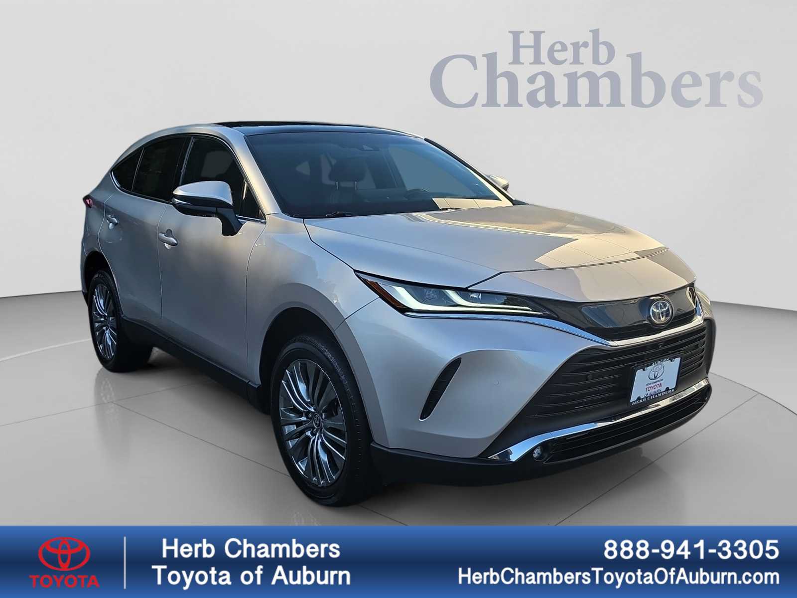 Used 2024 Toyota Venza Limited AWD/4WD image 1