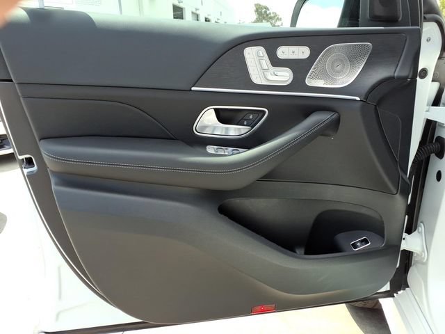 New 2026 Mercedes-Benz GLS 450 4MATIC image 12