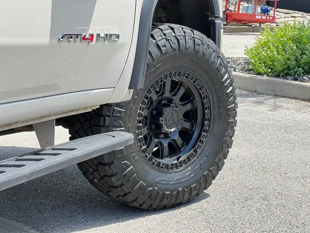 Used 2026 GMC Sierra 3500 AT4 w/ AT4 Premium Plus Package AWD/4WD image 8
