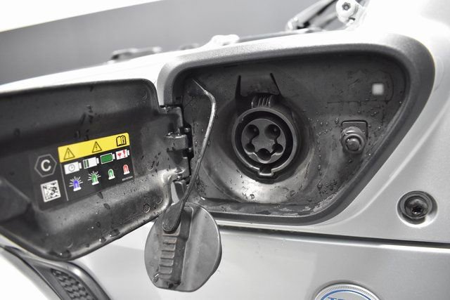 Used 2022 Jeep Wrangler Unlimited Sahara w/ Cold Weather Group image 42