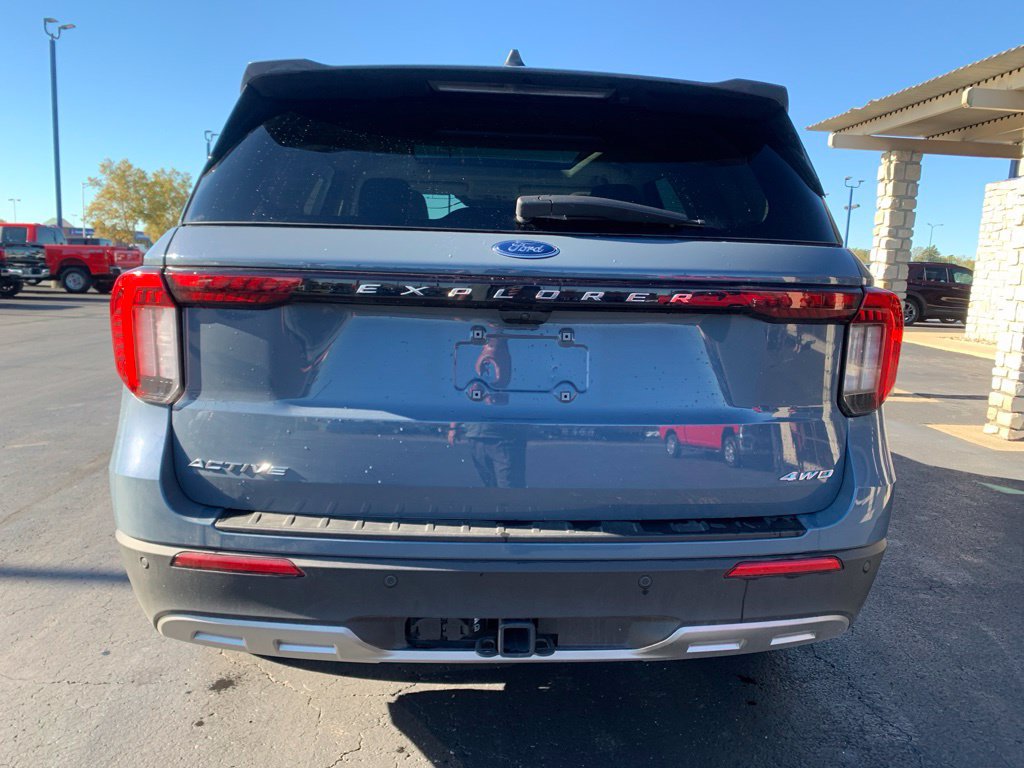 Certified 2026 Ford Explorer Active w/ Active Comfort Package AWD/4WD image 5
