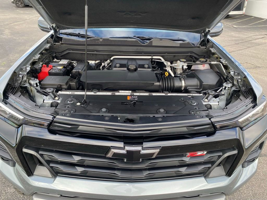New 2025 Chevrolet Colorado Z71 image 32