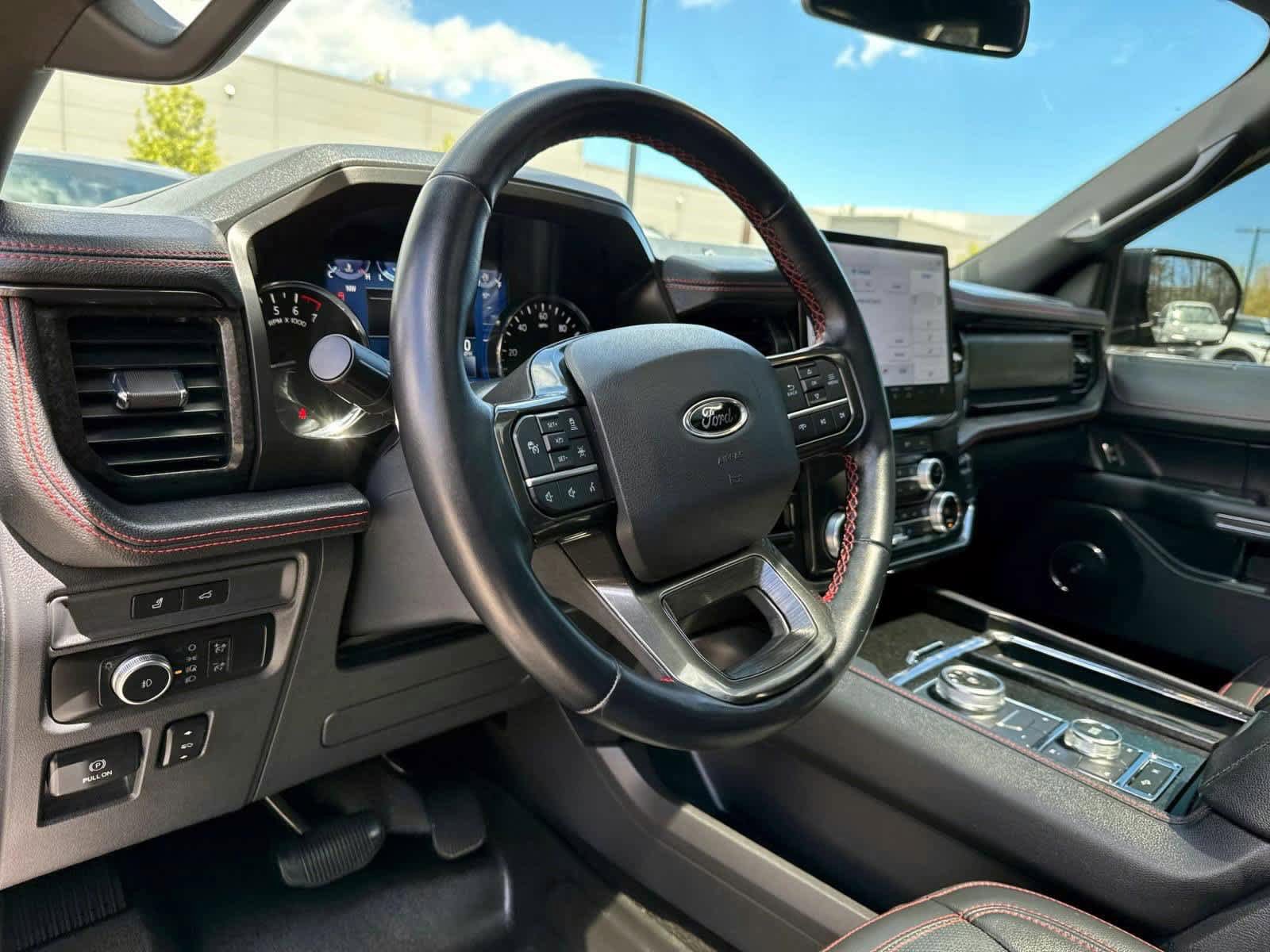 Used 2022 Ford Expedition Max Limited AWD/4WD image 14