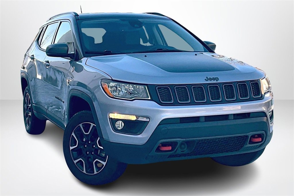Used 2021 Jeep Compass Trailhawk image 3