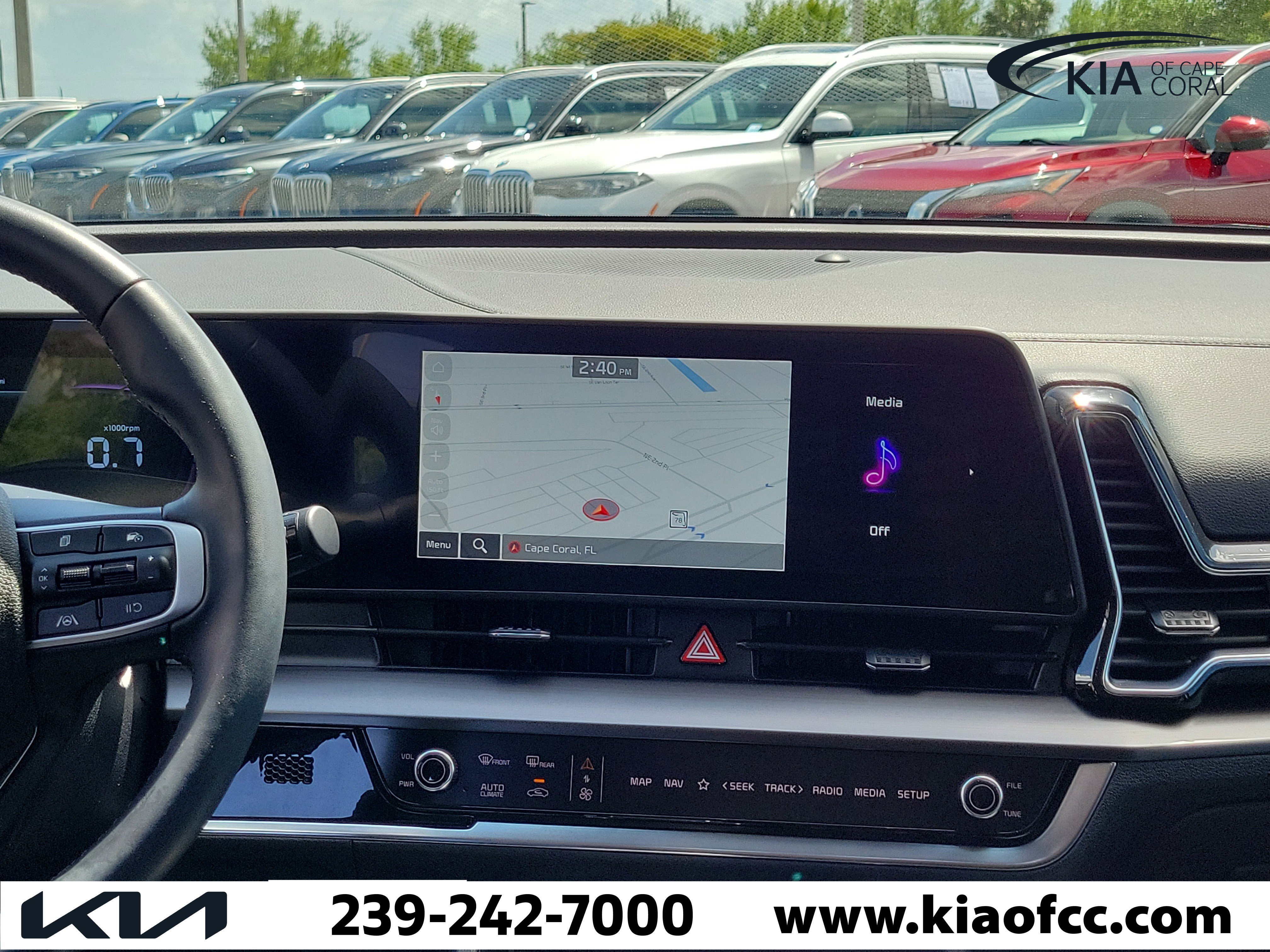 Certified 2025 Kia Sportage EX w/ Premium Package image 19