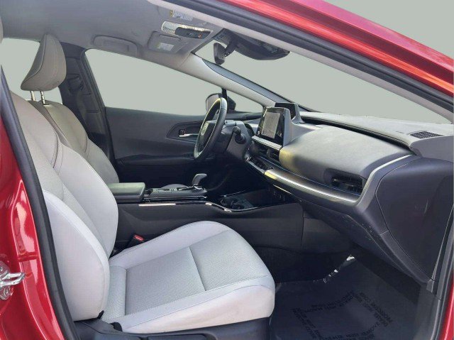Used 2023 Toyota Prius XLE image 23