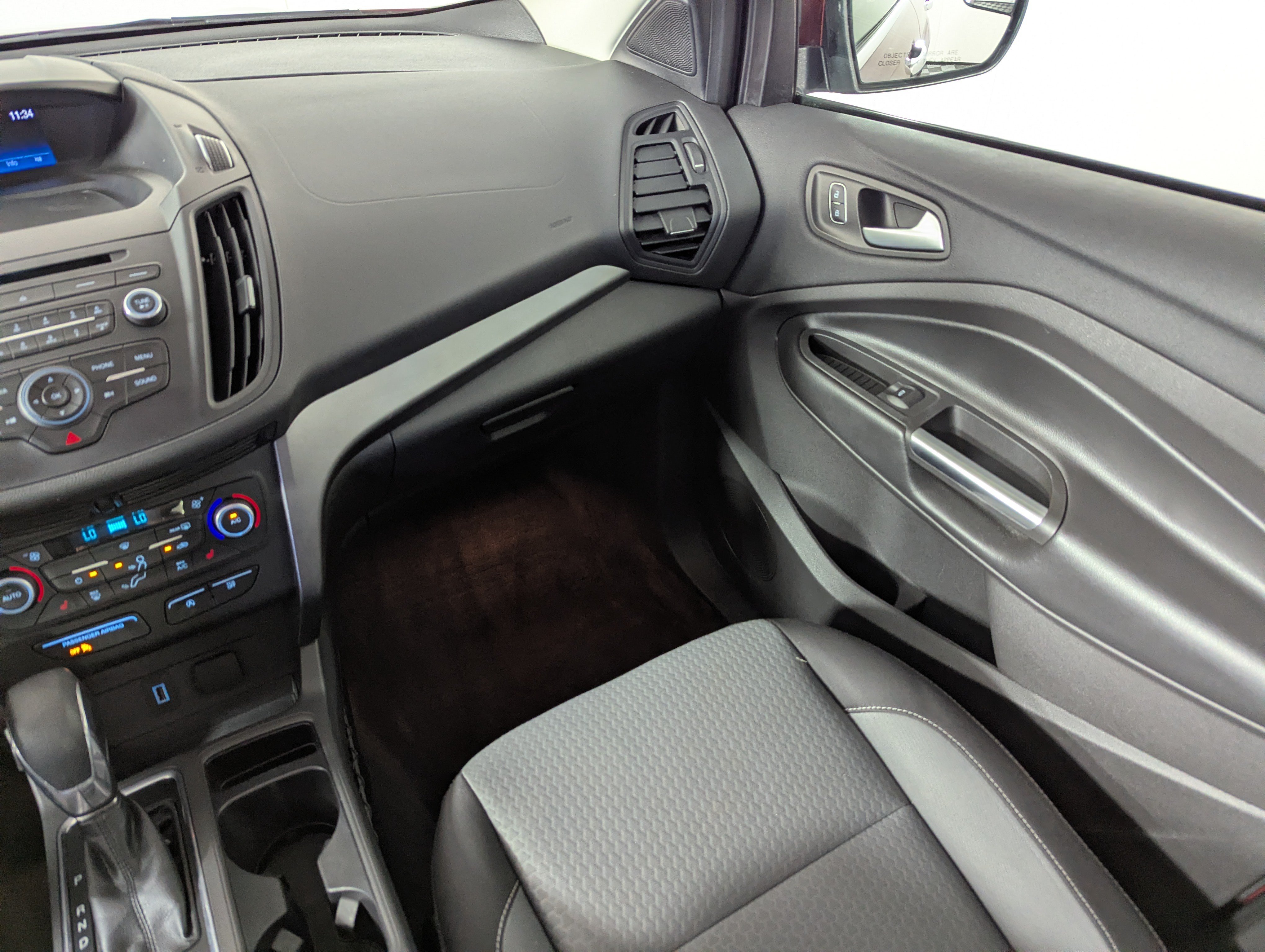 Certified 2018 Ford Escape SE FWD image 15