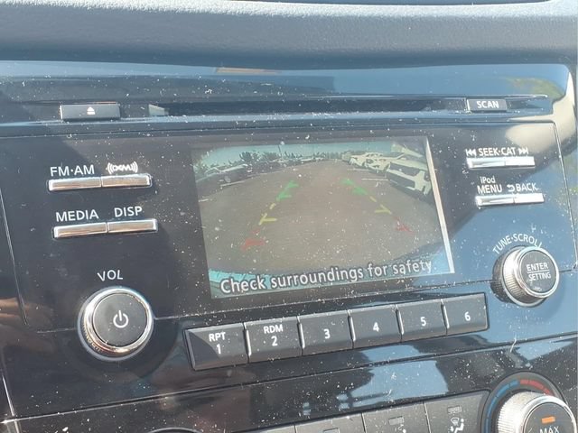 Used 2017 Nissan Rogue Sport S w/ S Appearance Package AWD/4WD image 9