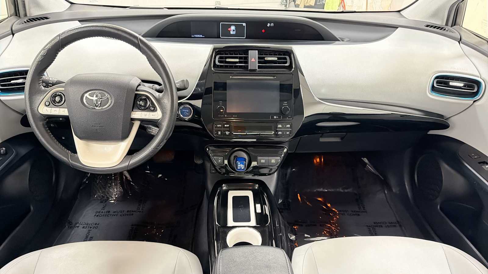 Certified 2016 Toyota Prius Four FWD image 27