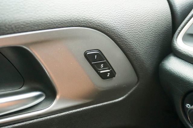 New 2026 Chrysler Pacifica Select image 29