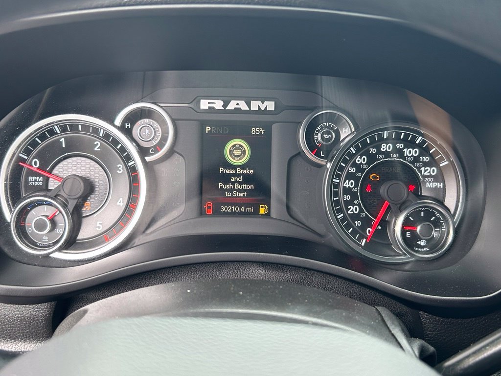 Used 2024 RAM 3500 Tradesman w/ Chrome Appearance Group AWD/4WD image 22