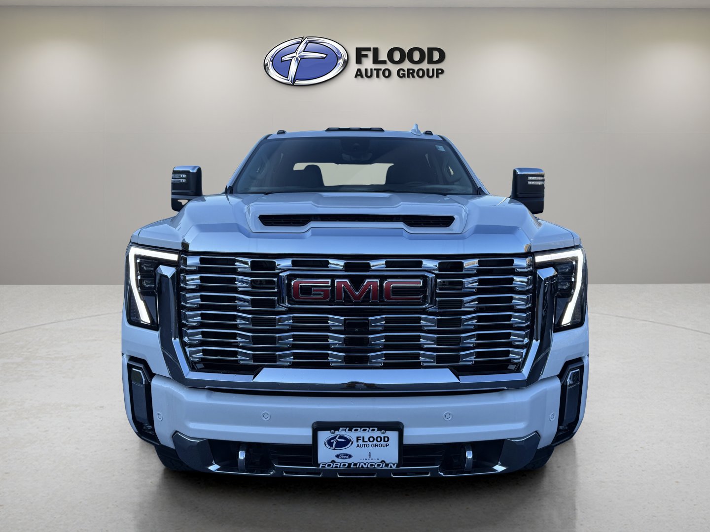 Used 2024 GMC Sierra 2500 Denali w/ Denali Reserve Package image 2