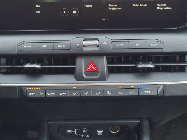 New 2026 Kia K4 FWD image 16
