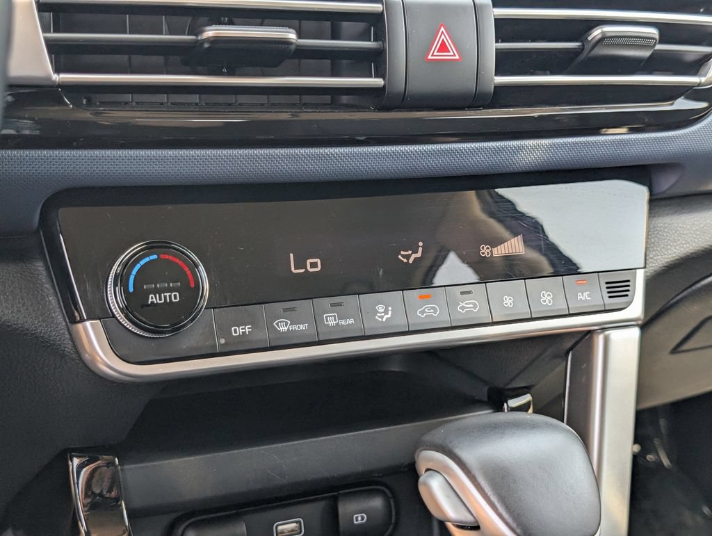 Certified 2023 Kia Seltos S w/ Navigation Package AWD/4WD image 29