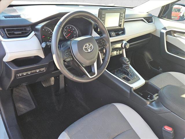 Used 2022 Toyota RAV4 XLE image 10
