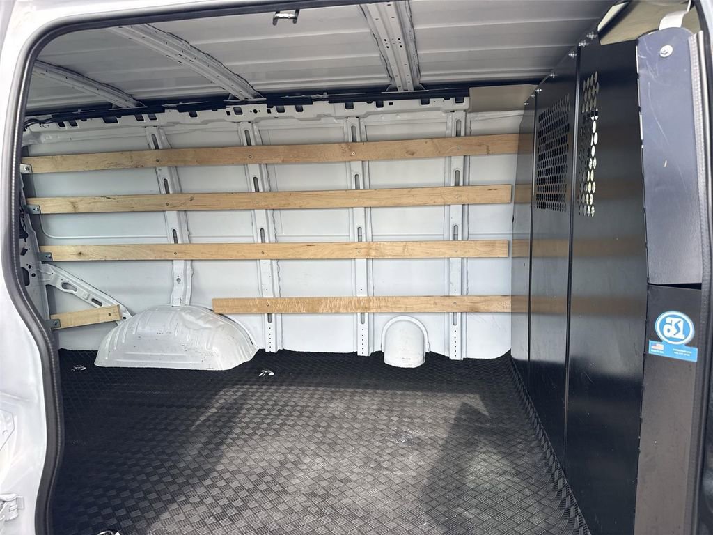 Used 2024 Chevrolet Express 2500 w/ Driver Convenience Package image 21