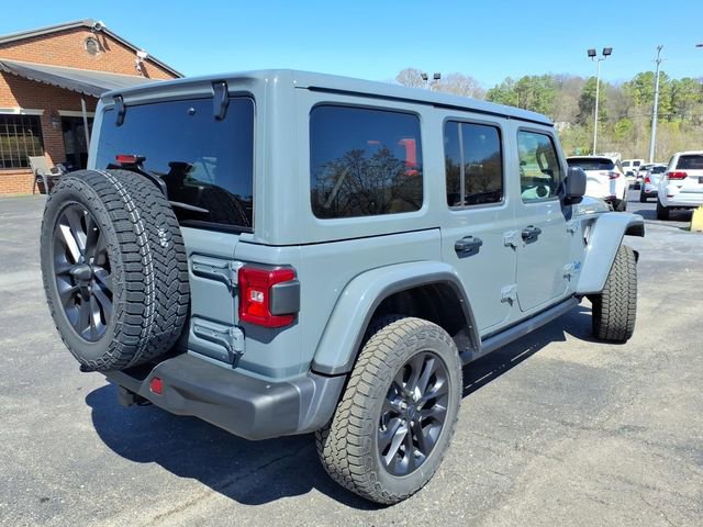 Used 2025 Jeep Wrangler Sahara 4xe image 31