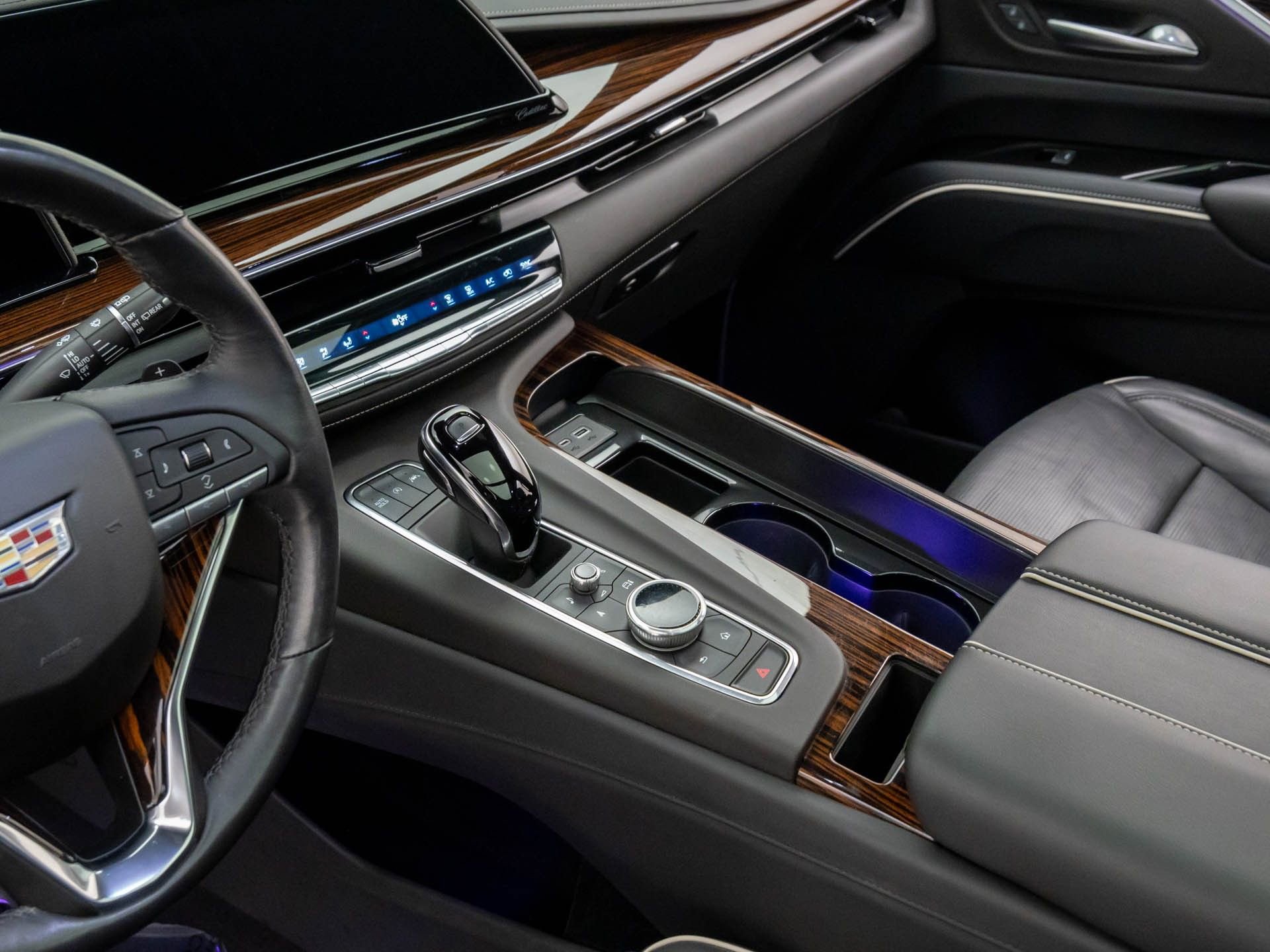 Certified 2023 Cadillac Escalade ESV Premium Luxury image 14