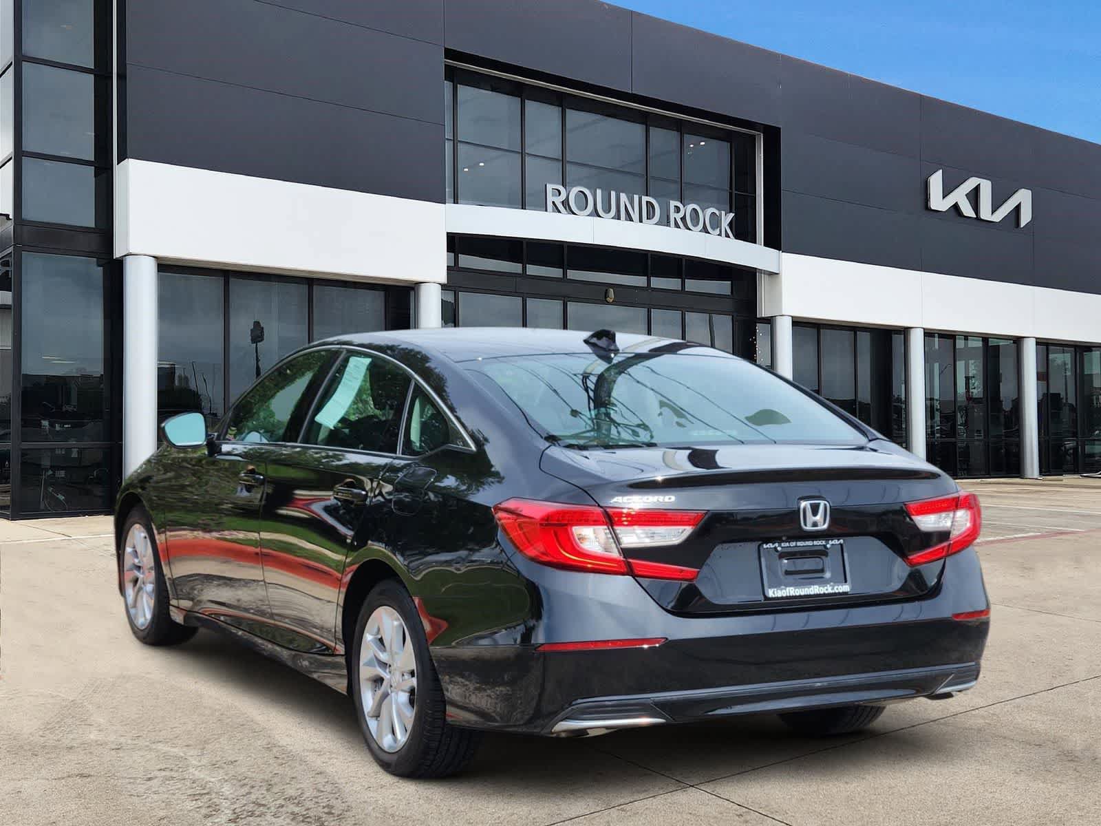 Used 2018 Honda Accord LX image 6