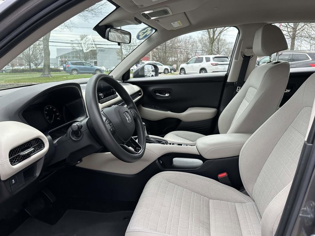 Certified 2023 Honda HR-V LX image 12