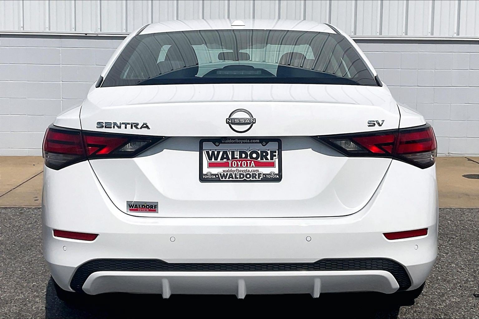 Used 2024 Nissan Sentra SV FWD image 5