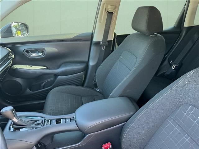 Used 2024 Honda HR-V LX image 9