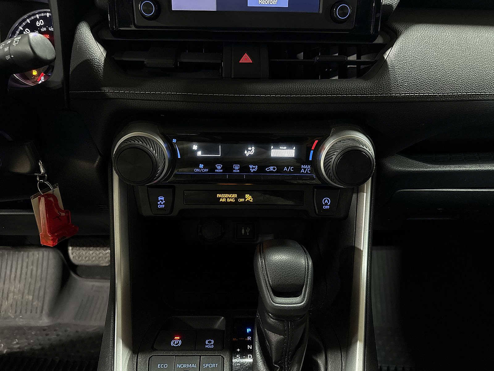 Certified 2019 Toyota RAV4 LE w/ All Weather Liner Package image 21