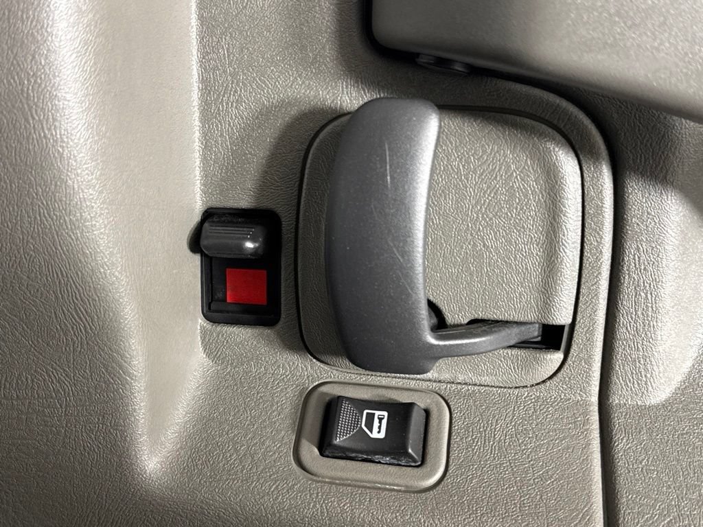 Used 2020 GMC Savana 2500 w/ Driver Convenience Package RWD image 35