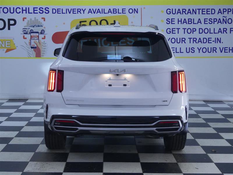Used 2023 Kia Sorento SX image 7