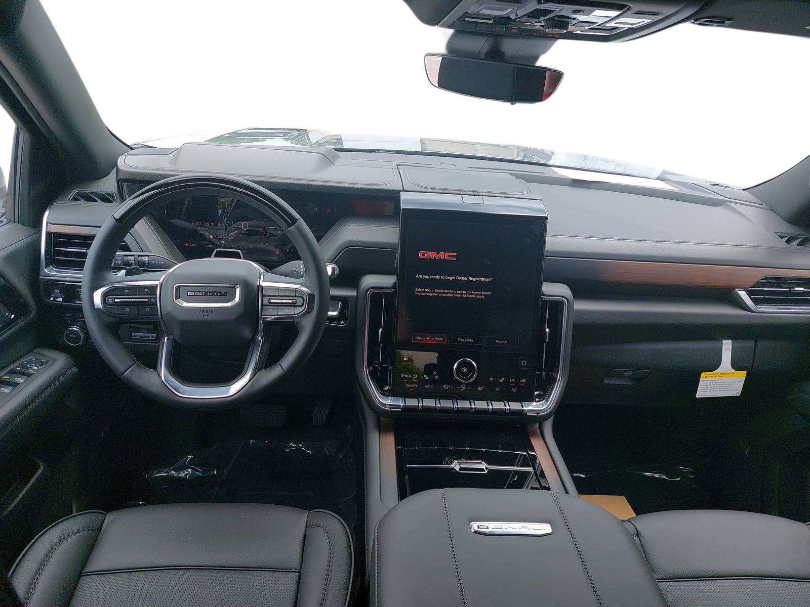 New 2026 GMC Yukon XL Denali w/ Denali Reserve Package AWD/4WD image 9