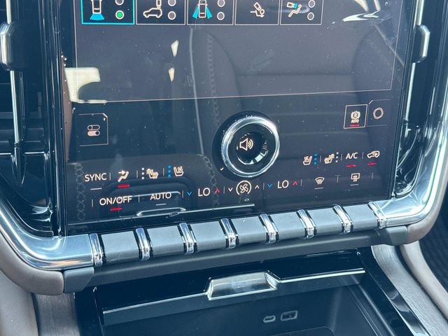 New 2026 GMC Yukon Denali Ultimate AWD/4WD image 34